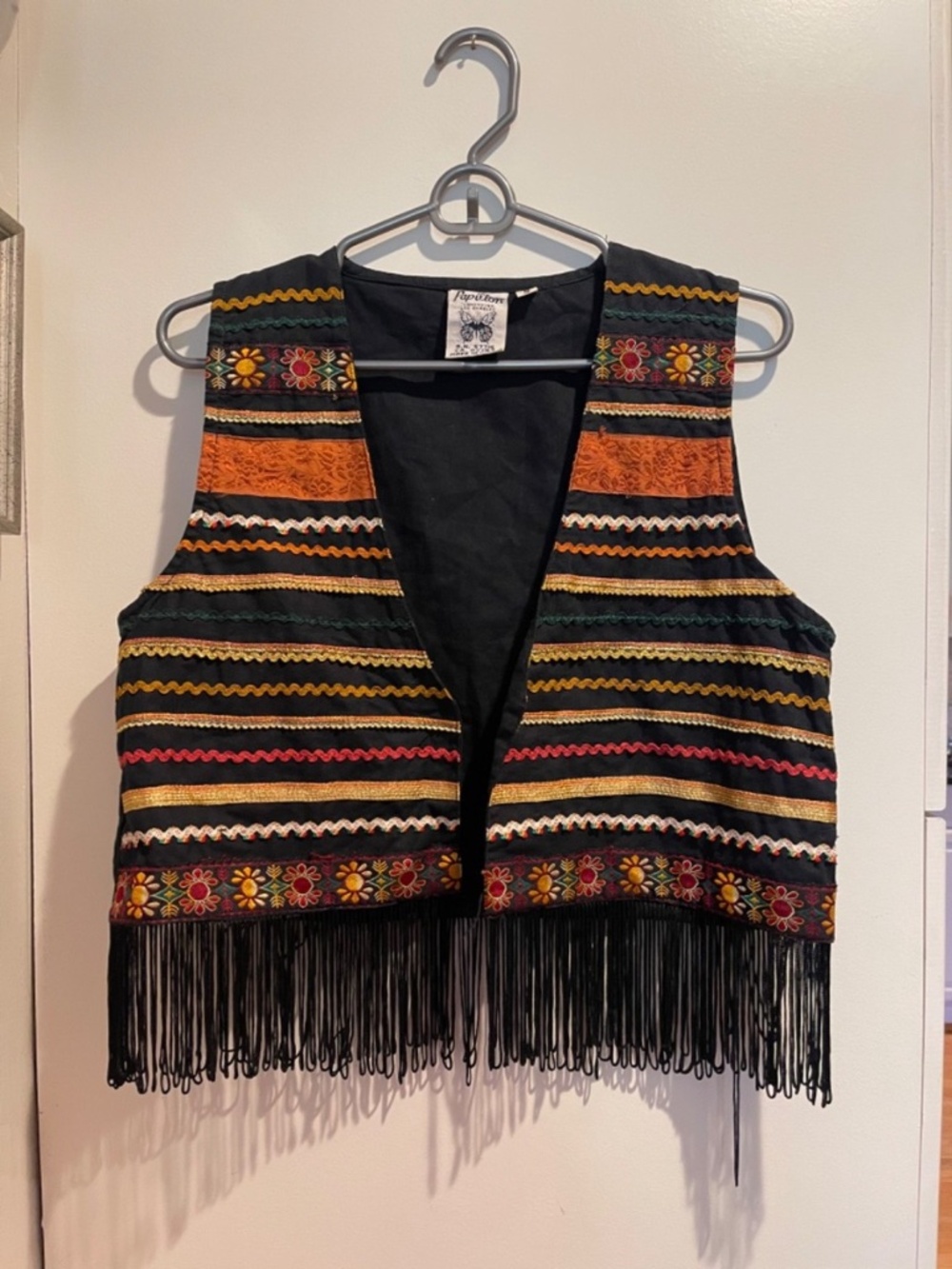 READ Papillon Vancouver LA Vintage Vest S Fringe Embroidered Y2K Boho Hippie 70s